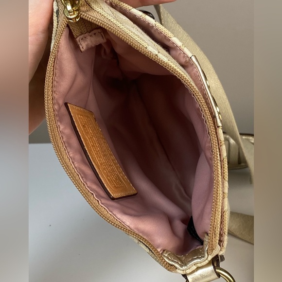 Coach Gold Metallic Signature Optic Art Swingpack Crossbody Bag 45536 - Picture 9 of 10